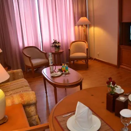 Hotel Sahid Jaya Solo Extérieur photo