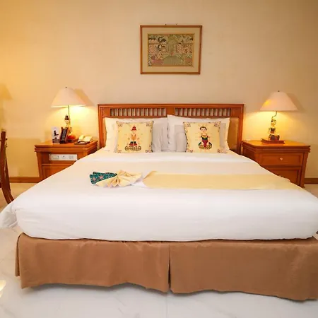 Hotel Sahid Jaya Solo Extérieur photo